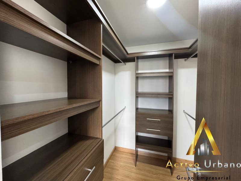 foto_104782_901271444_5257797546_ss