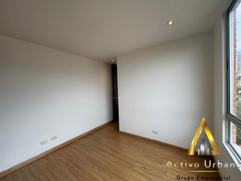 foto_104782_901271444_5262269037_ss