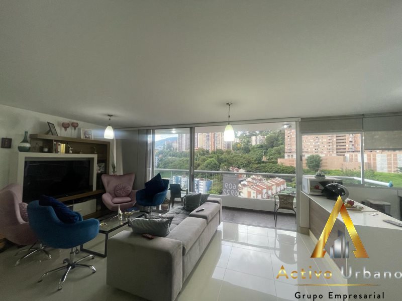 foto_104782_901271444_5607419651_ss