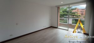 foto_104782_901271444_5613856189_ss