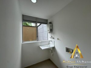 foto_104782_901271444_5628461123_ss