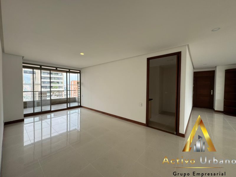 foto_104782_901271444_5779666842_ss