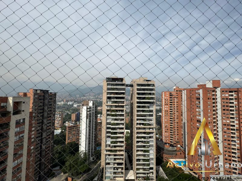 foto_104782_901271444_5790910666_ss