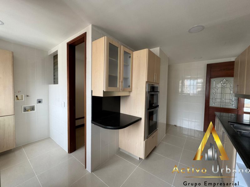 foto_104782_901271444_5800102267_ss