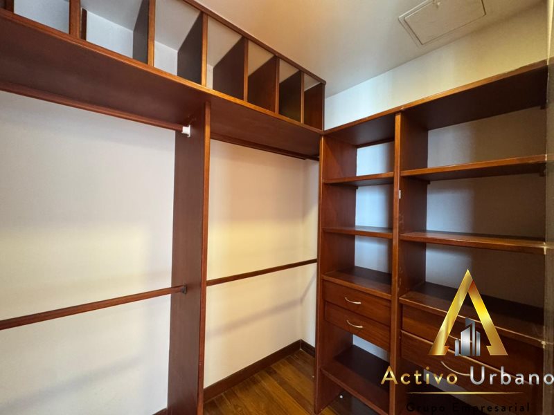 foto_104782_901271444_5832207471_ss