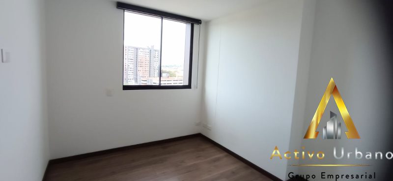 foto_104782_901271444_5836683001_ss