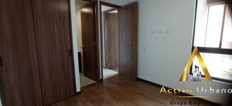 foto_104782_901271444_5837495742_ss