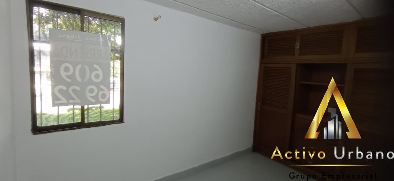 foto_104782_901271444_5952715723_ss