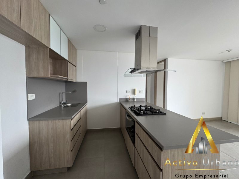 foto_104782_901271444_5958531653_ss