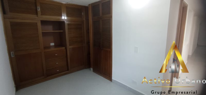 foto_104782_901271444_5973475829_ss