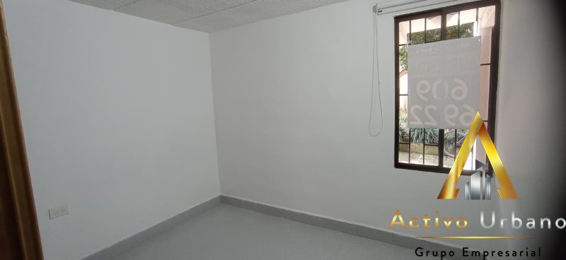 foto_104782_901271444_6004666236_ss