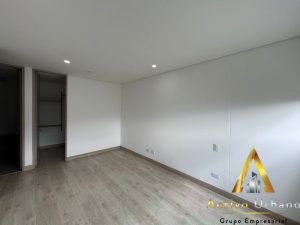 foto_104782_901271444_6008055747_ss