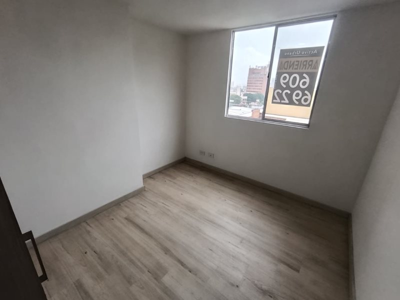 foto_104782_901271444_6022045716_ss