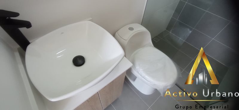 foto_104782_901271444_6081998728_ss