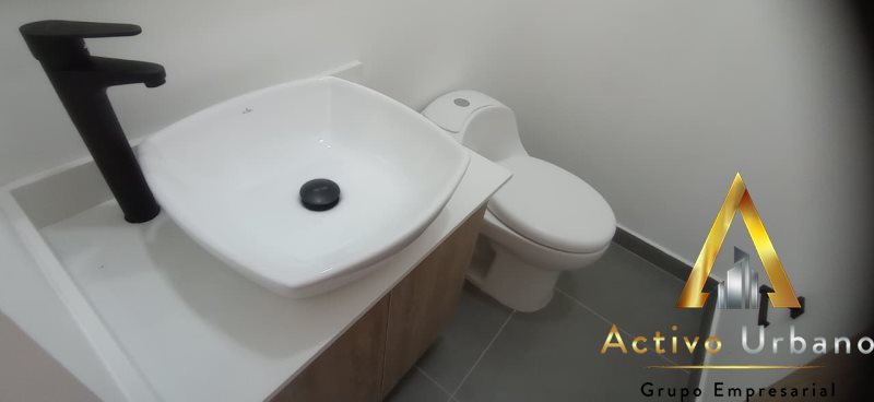 foto_104782_901271444_6092875678_ss