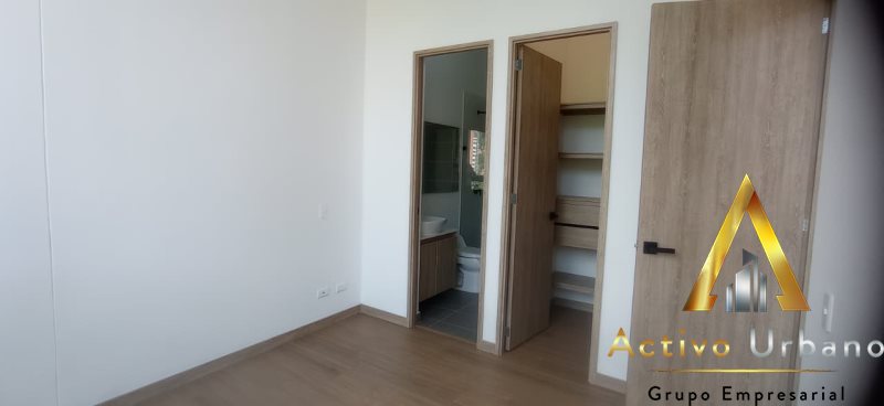 foto_104782_901271444_6093146145_ss