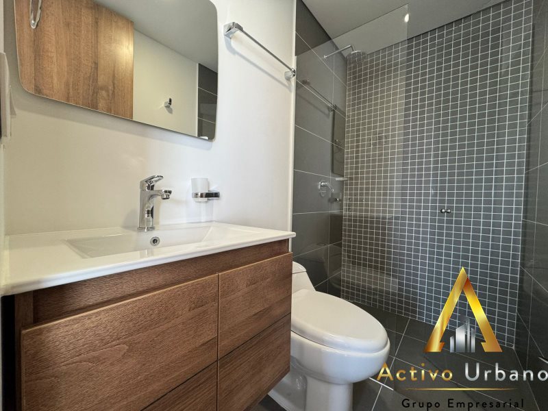 foto_104782_901271444_6173771461_ss