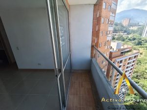 foto_104782_901271444_6246431478_ss