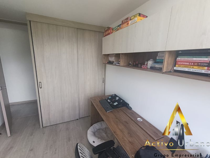 foto_104782_901271444_6276460228_ss