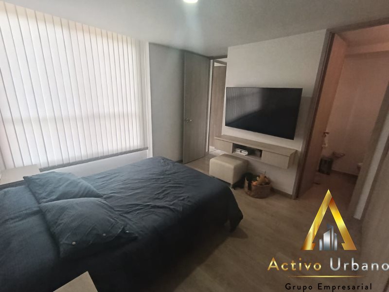 foto_104782_901271444_6280129918_ss