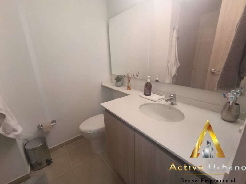 foto_104782_901271444_6285225972_ss