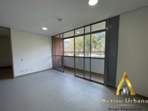 foto_104782_901271444_6361285440_ss