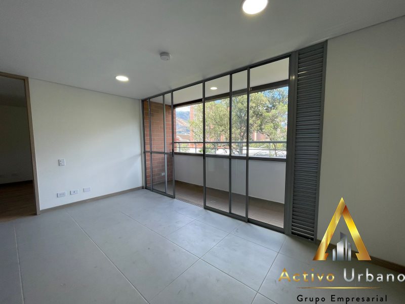 foto_104782_901271444_6361285440_ss