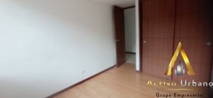 foto_104782_901271444_6381023600_ss