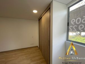 foto_104782_901271444_6387666866_ss