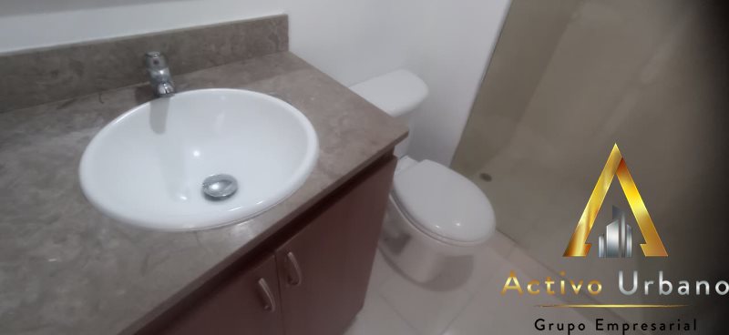 foto_104782_901271444_6389882239_ss