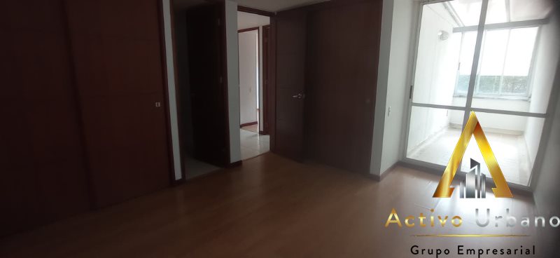 foto_104782_901271444_6404565508_ss