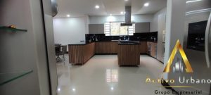 foto_104782_901271444_6469344114_ss