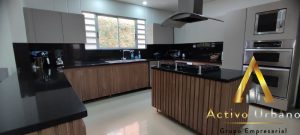 foto_104782_901271444_6469719332_ss