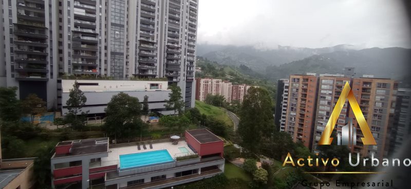 foto_104782_901271444_6515128178_ss