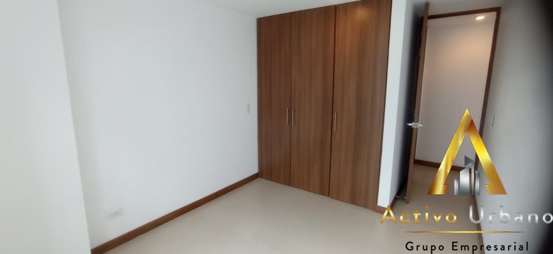 foto_104782_901271444_6540656673_ss