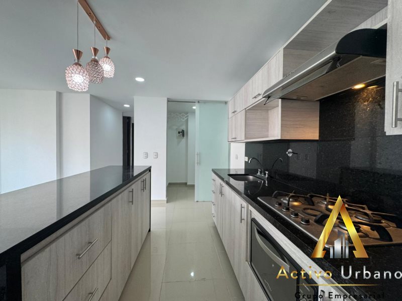 foto_104782_901271444_6542343029_ss