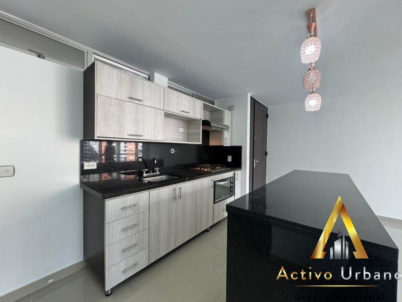 foto_104782_901271444_6542656189_ss