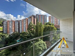 foto_104782_901271444_6558805265_ss