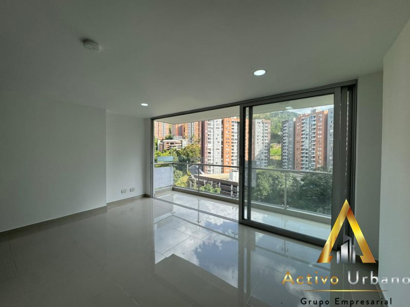 foto_104782_901271444_6567867169_ss