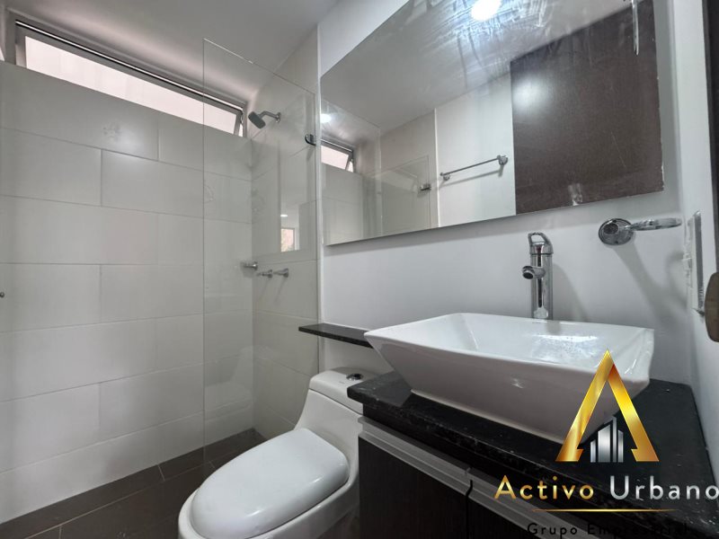 foto_104782_901271444_6587451191_ss