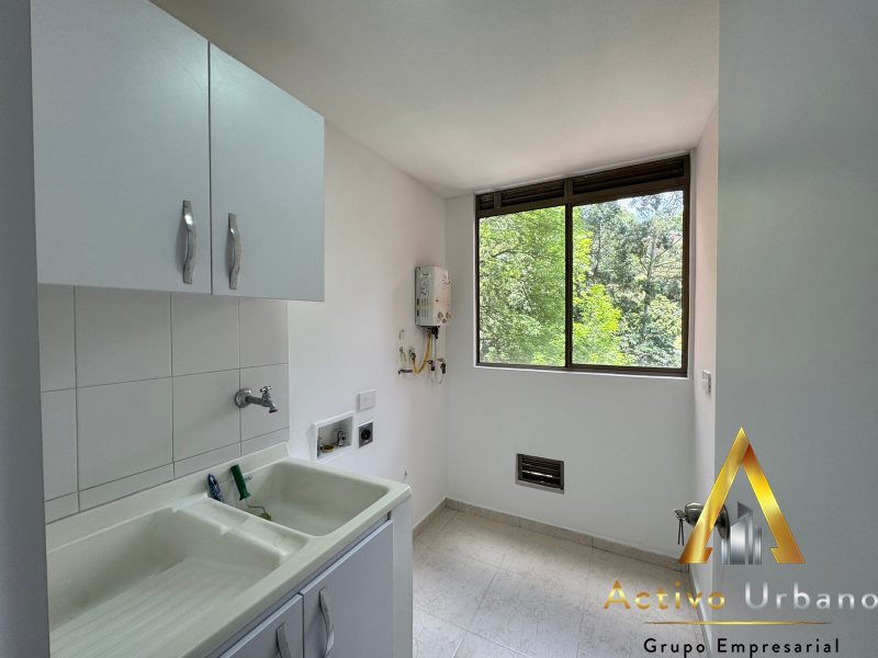 foto_104782_901271444_6608439949_ss