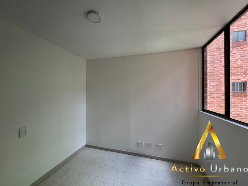 foto_104782_901271444_6625084401_ss