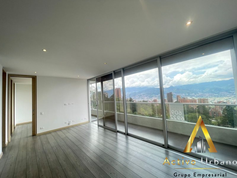 foto_104782_901271444_6707031420_ss