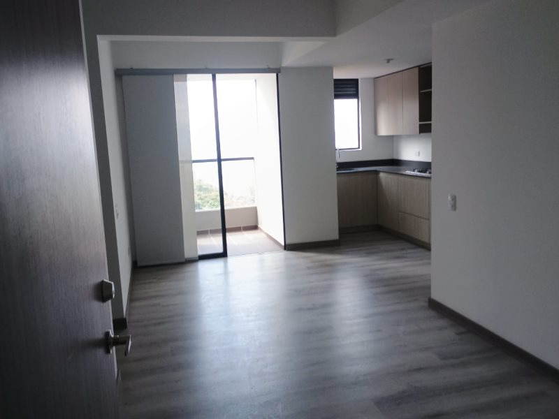 foto_104782_901271444_6709131558_ss