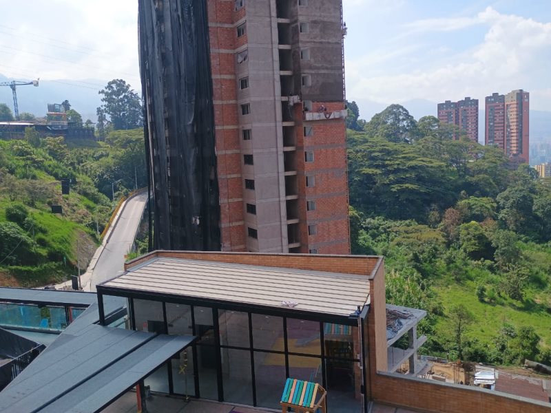 foto_104782_901271444_6709932309_ss