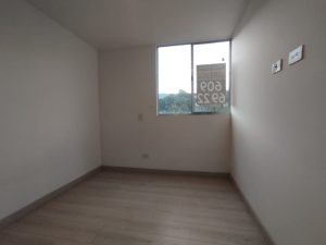 foto_104782_901271444_6730681222_ss