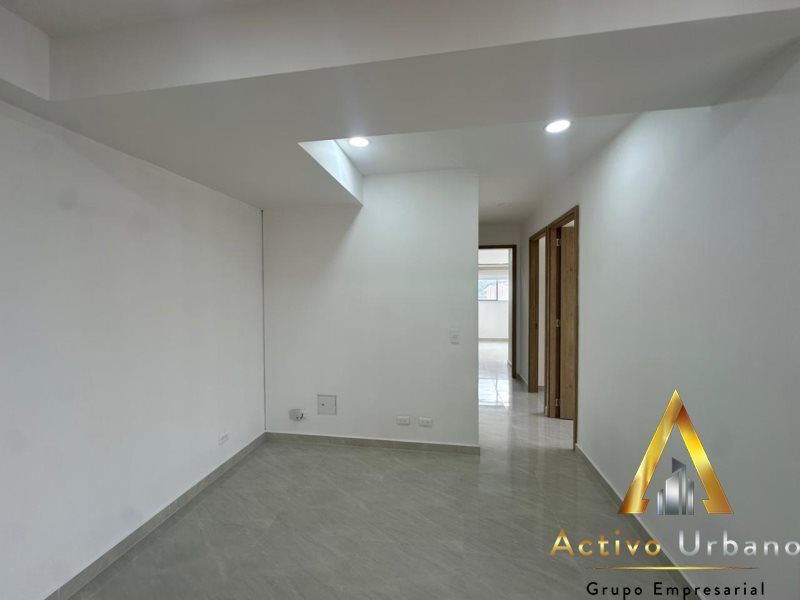 foto_104782_901271444_6782901737_ss