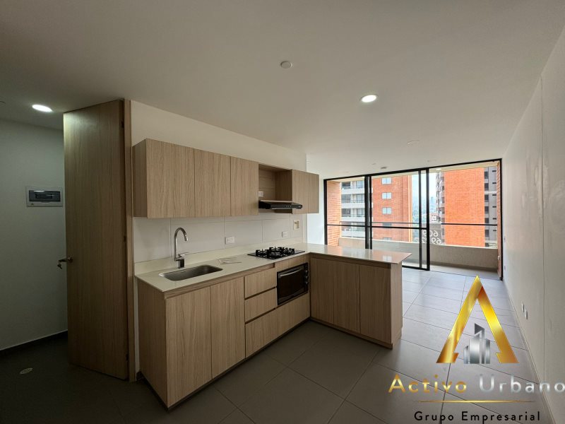 foto_104782_901271444_6789952847_ss