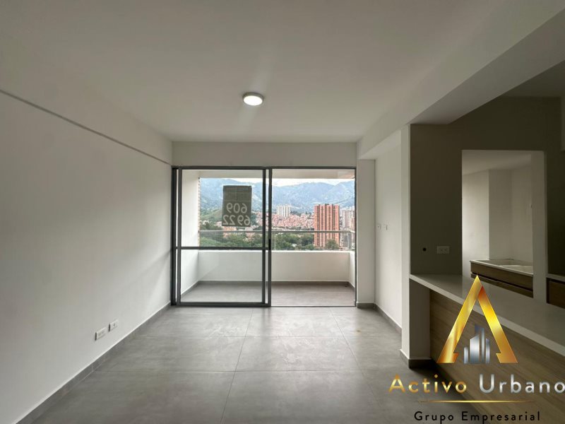 foto_104782_901271444_6800036776_ss