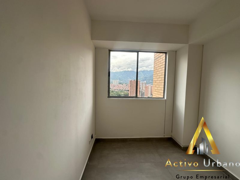 foto_104782_901271444_6806866882_ss